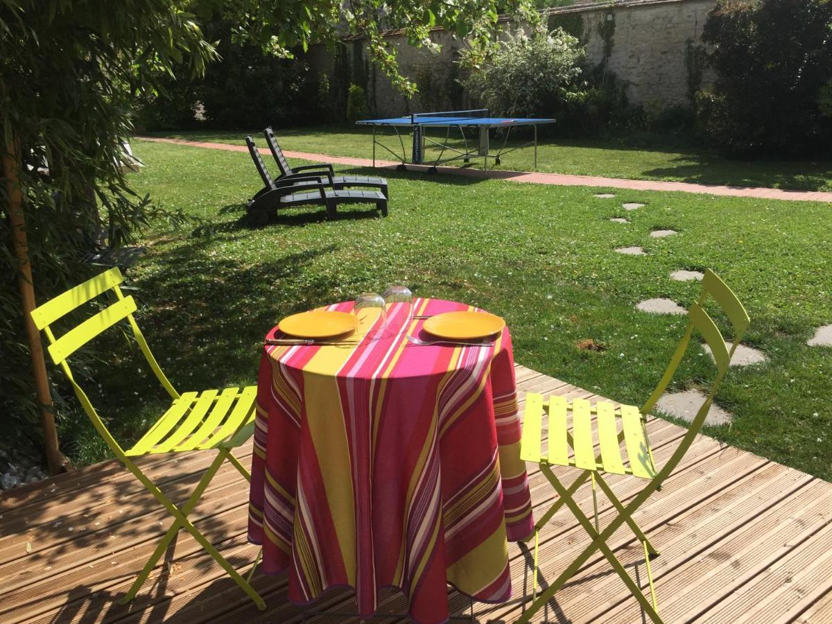 Maule Les Gites Du Clos Saint-Martin מראה חיצוני תמונה